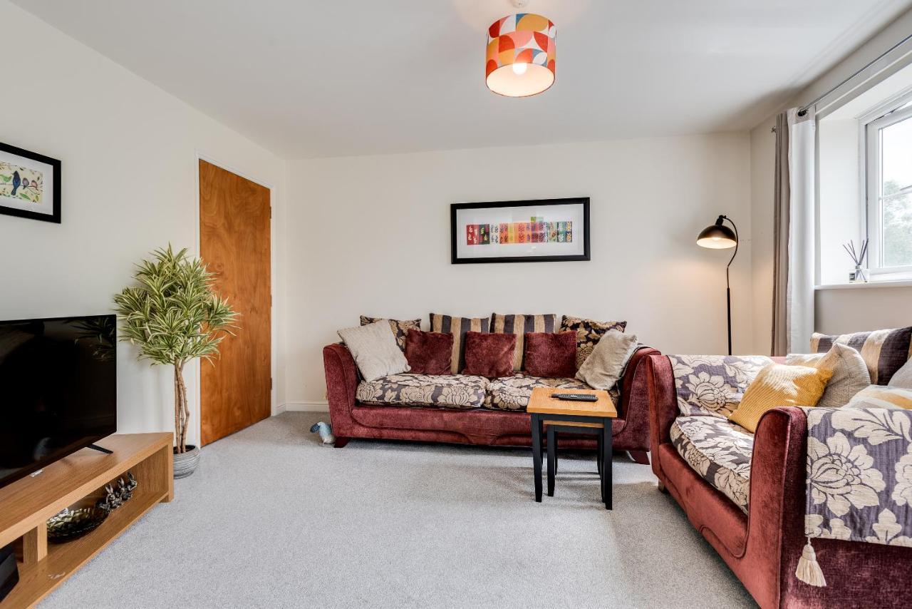 Modern 2 Bedroom Apartment In Popular Jericho !!! Oxford Exterior photo