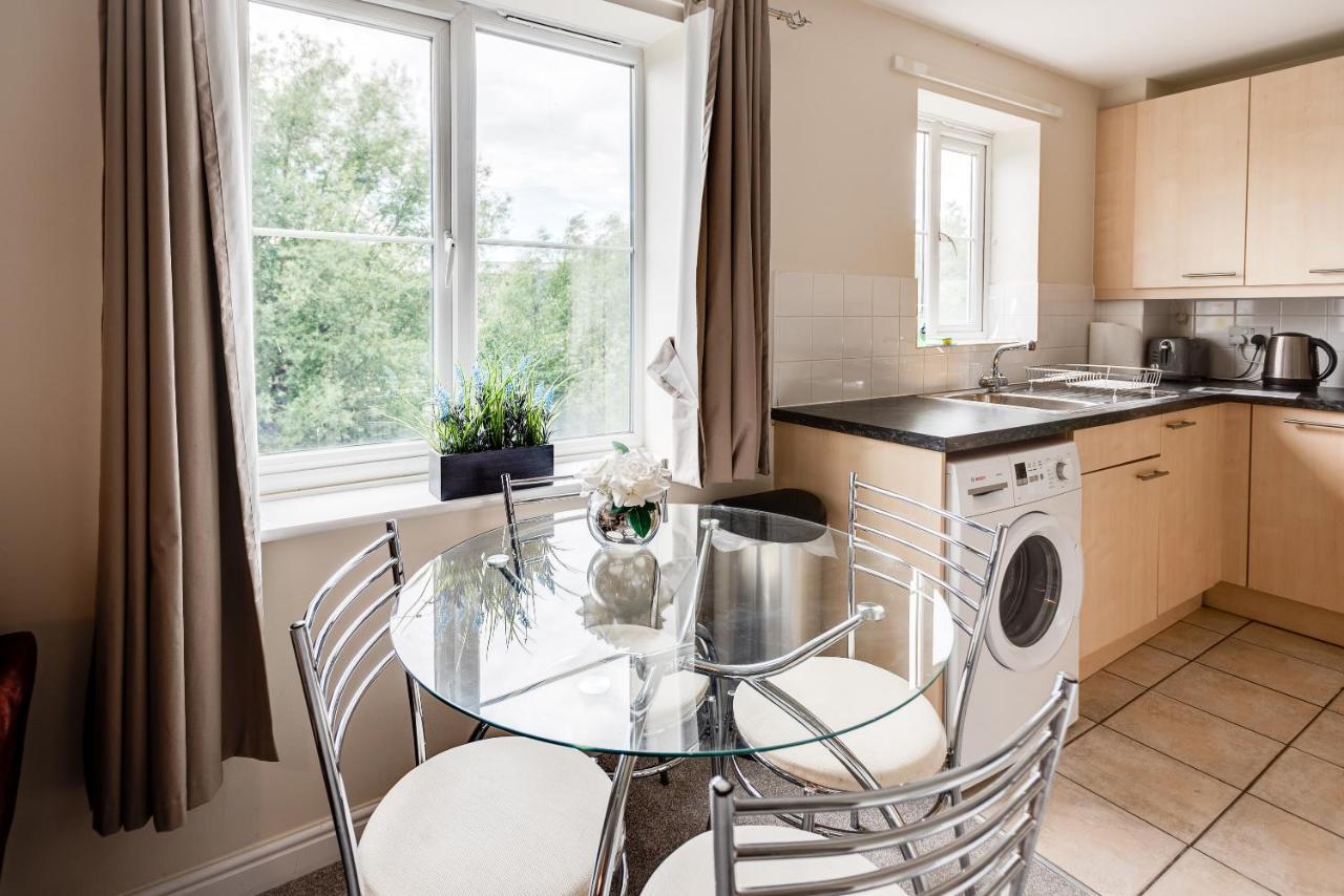 Modern 2 Bedroom Apartment In Popular Jericho !!! Oxford Exterior photo